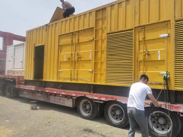 抚宁除了负载情况和发动机维护，还有哪些因素会影响 200kw 柴油发电机的油耗？